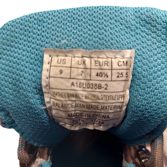 BearPaw Hikers - Picture 5 of 5